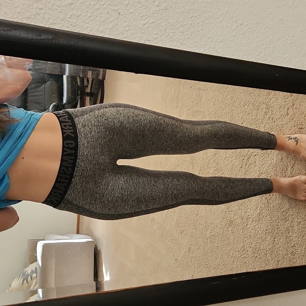 Gym shark large leggings